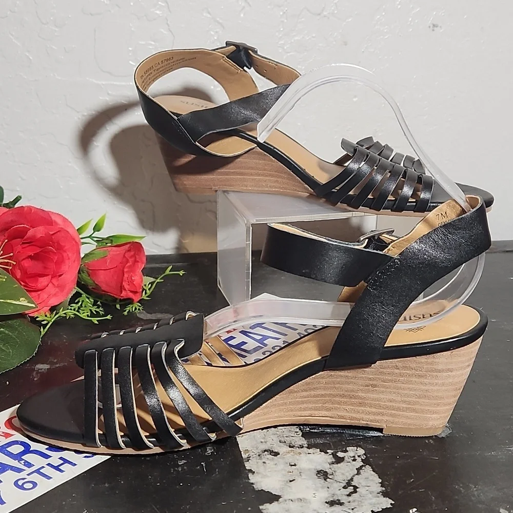 SUSINA Black Woven Strap Sandal Wedge 7M